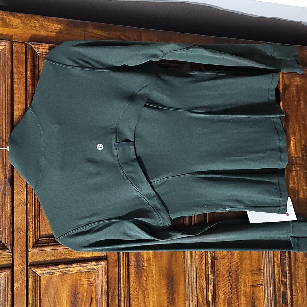 Lululemon Define Jacket Nulu Sz 8 Rainforest Green!! Slim Fit Hip Length. NWTS! - Picture 10 of 12